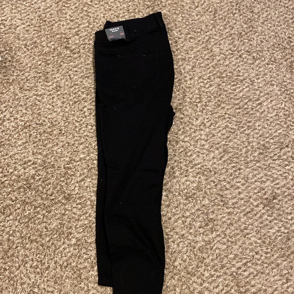 Torrid high rise jeggings. Size 24 short - Picture 2 of 2